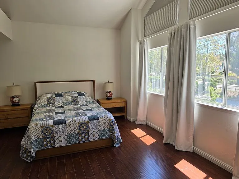398 N Brook Glen Ln — Photo 28