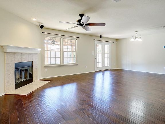 5th image of 5724 Fountain Flat Dr