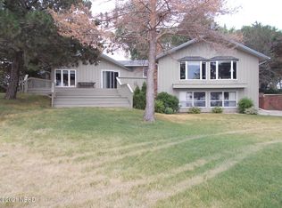 2929 Air Haven Rd, Watertown, SD 57201