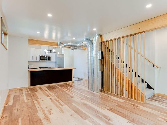 5th image of 3909 Xerxes Ave S