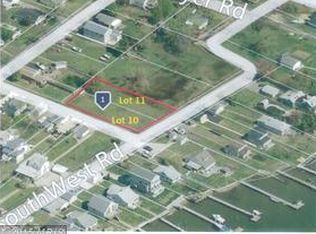 7863 Bodkin View Dr, Pasadena, MD 21122