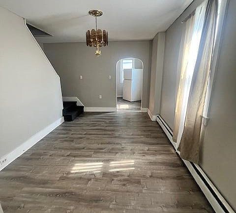 3rd image of 24-26 Blair St