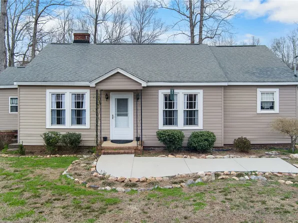 1316 Jameson Rd, Easley, SC 29640
