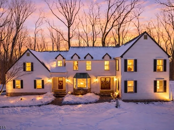 31 Warren Cutting, Chester Twp., NJ 07930