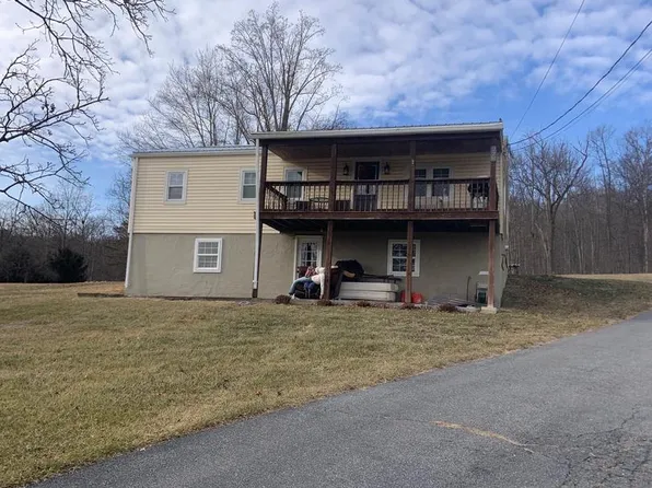 228 Notch Rd, Duncannon, PA 17020