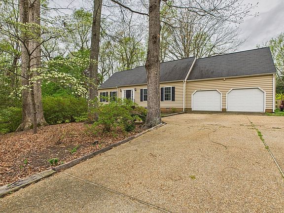 2nd image of 6724 Forest Dr