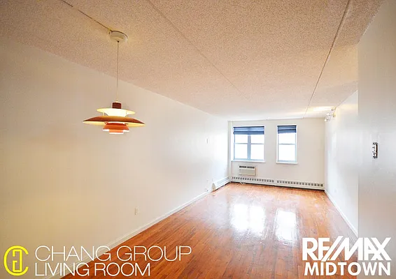 Sold by RE/MAX Midtown | media 3
