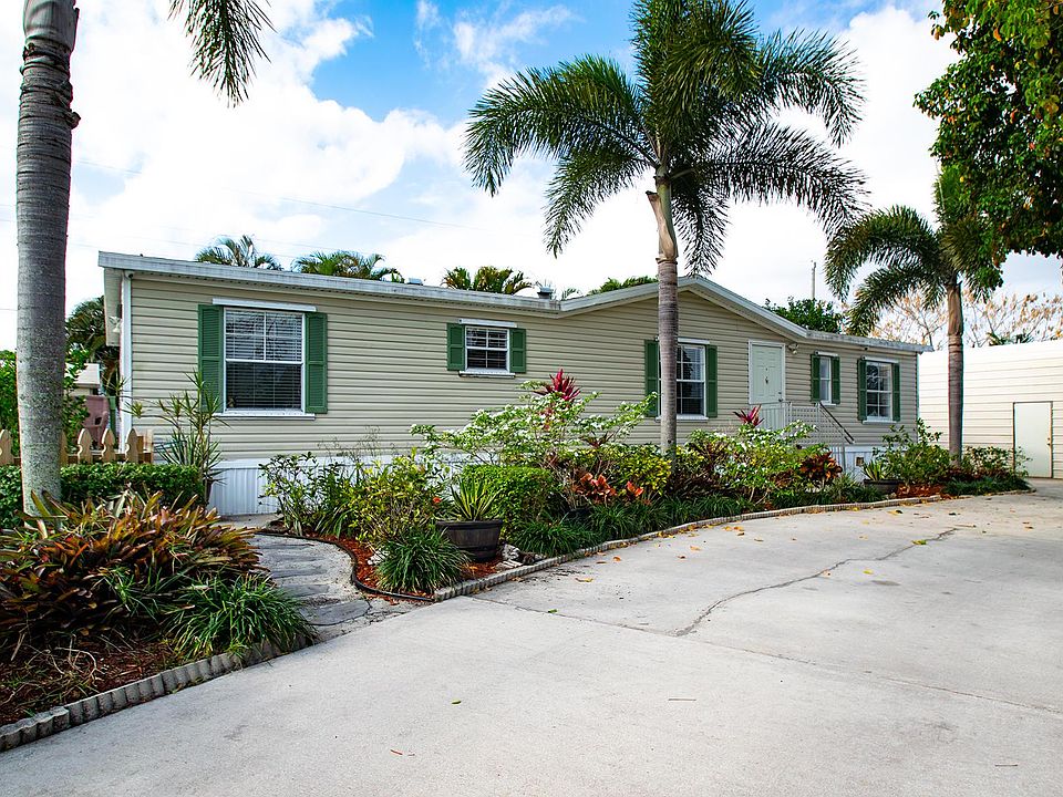 1st image of 4800 Sunny Side Dr