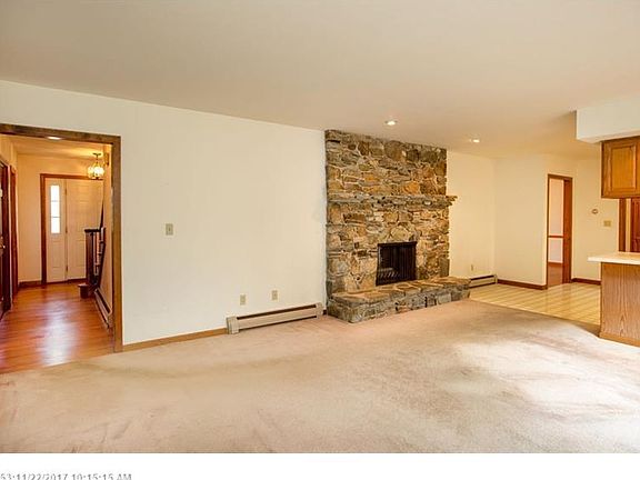 5th image of 36 Beech Dr