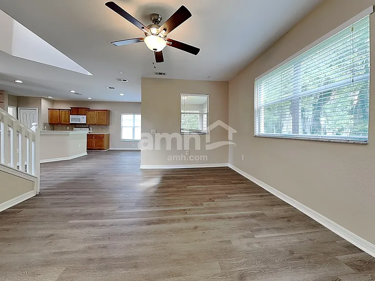 25741 Crippen Dr — Photo 11