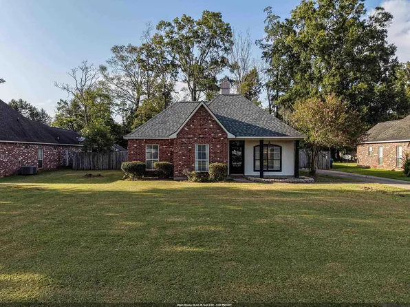 10225 Carter Hills Ave, Denham Springs, LA 70726