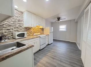 201 39th St #SE, Union City, NJ 07087