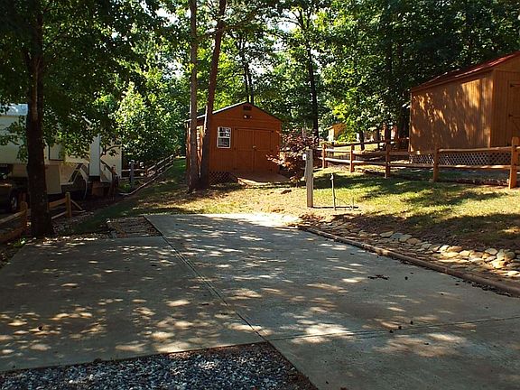 3rd image of 350 Elkmont Trl #150