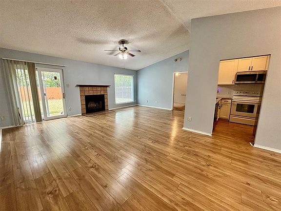 4th image of 319 Iberis Dr #319