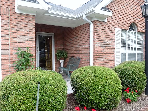 Entrance welcomes all!