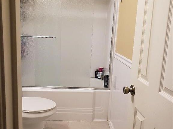 4th image of 2513 Greenhill Dr