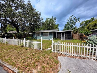 245 S Rhodes St, Mount Dora, FL, 32757
