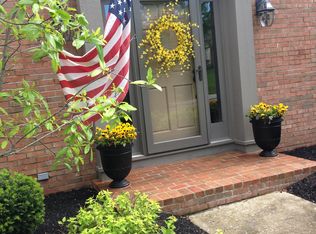 4648 Bridle Path Ln, Dublin, OH 43017