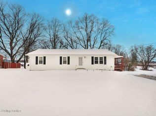 2205 Elmcrest Dr, Bardstown, KY 40004