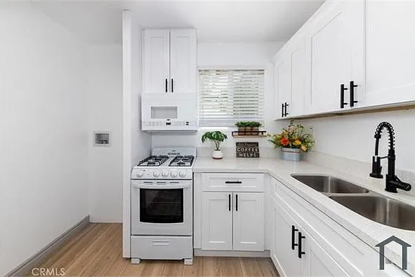 1 bed, 274 sqft, $1,840 — Photo 4