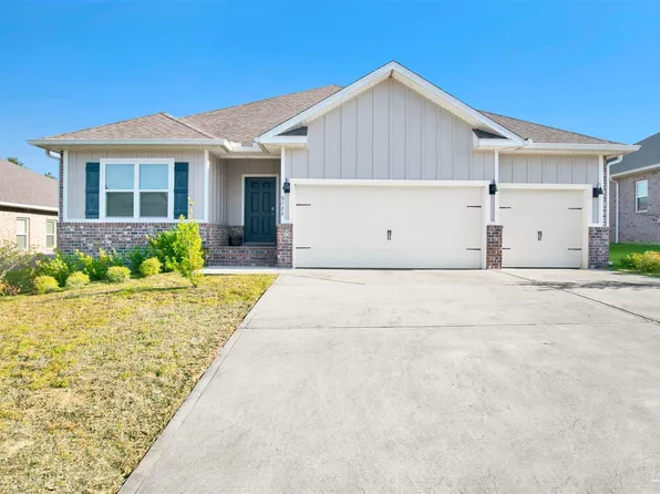 8088 Majestic Cypress Dr, Milton, FL 32583
