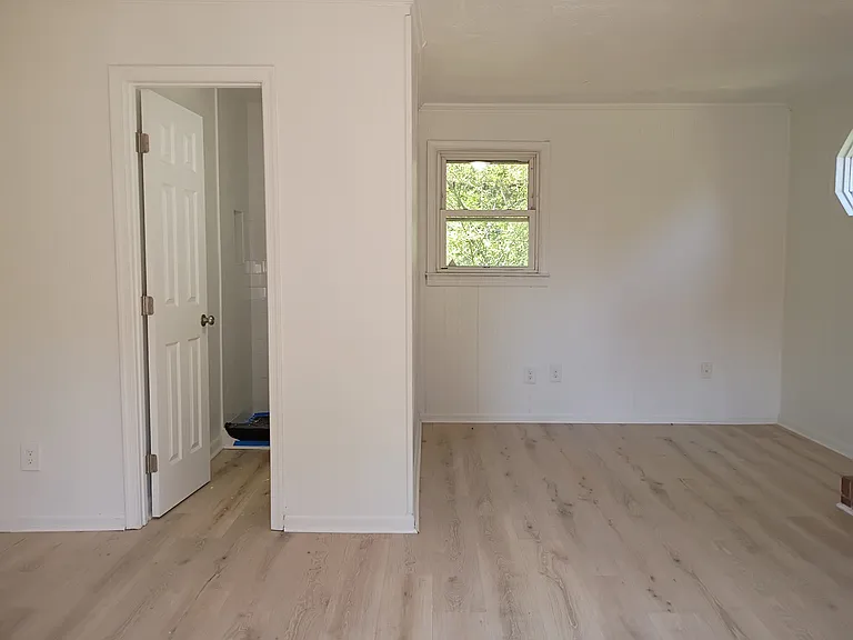 1412 Silver Ave — Photo 9