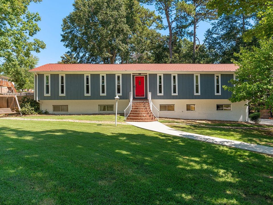 1st image of 1 Rose Wood Dr