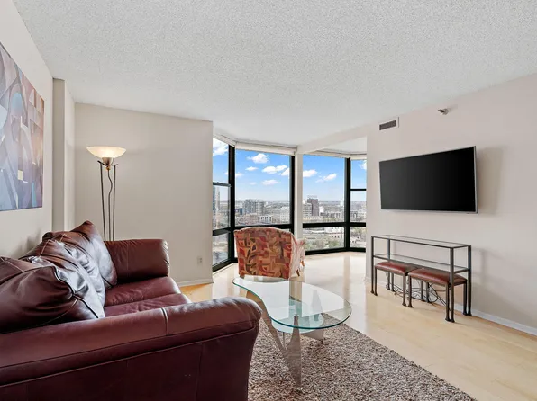 401 1st St S #1612, Minneapolis, MN 55401