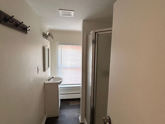 5th image of 90 William St #1-3