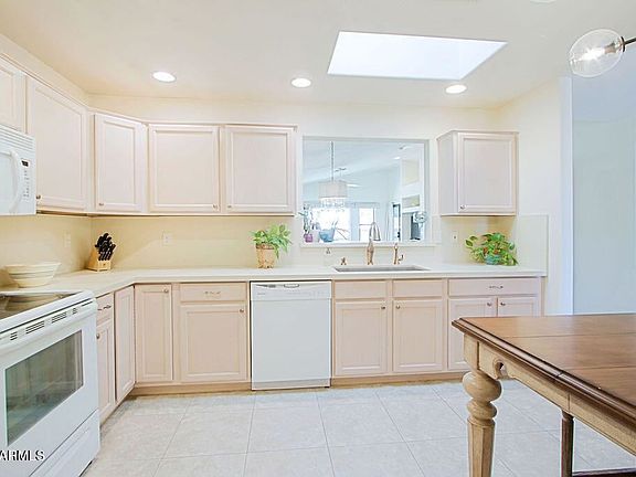 4th image of 16945 E Sabinas Dr APT B