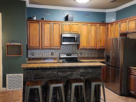 3rd image of 228 Highlands Lake Dr