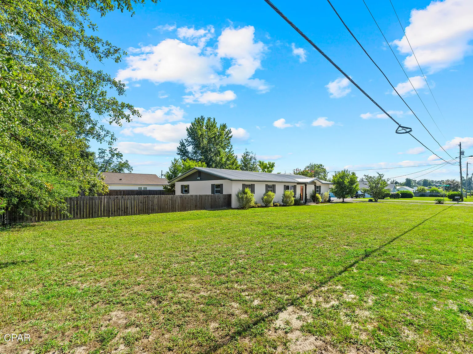 4 bed, 1869 sqft, $2,500 — Photo 3