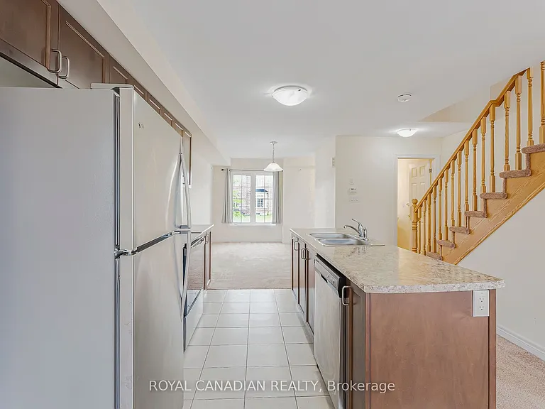 756 Linden Dr — Photo 7