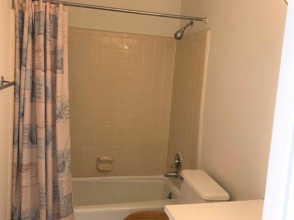 5th image of 1011 Brownlea Dr #A