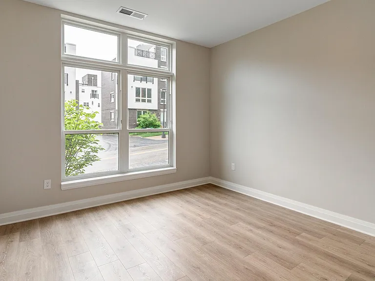 6633 Dale Dr #214 — Photo 13