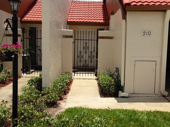 2nd image of 210 Balfour Dr