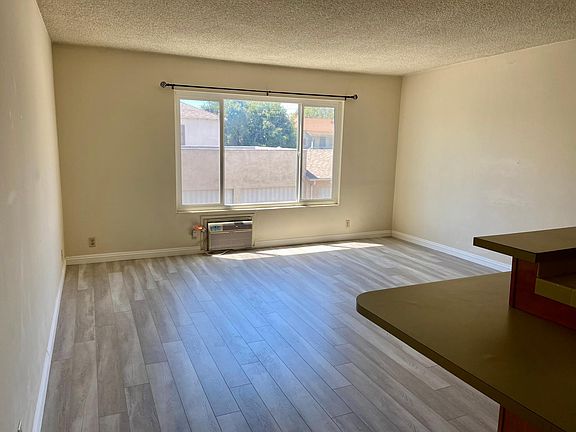 4th image of 201 S Olive Ave APT D