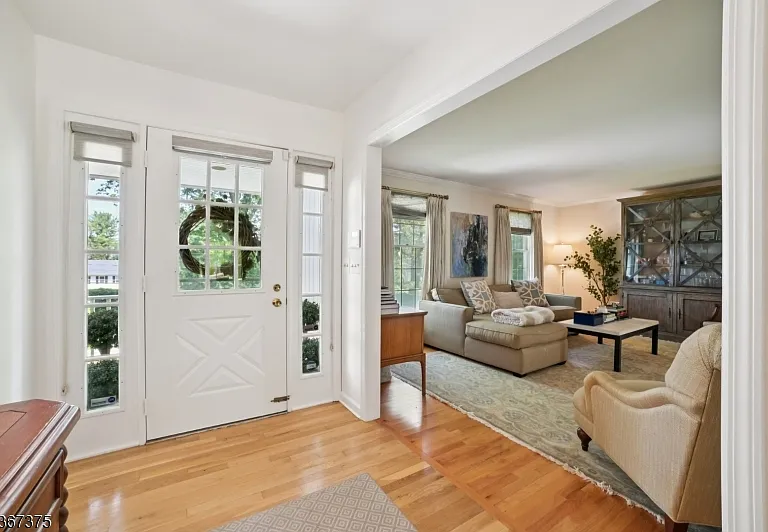415 Fairmount Ave — Photo 5