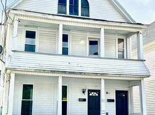 39 1/2 Milton Ave, Amsterdam, NY 12010