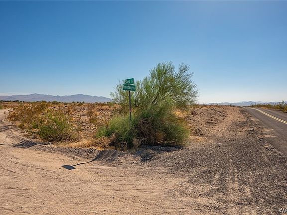 3rd image of 207-05-008 Shep Lane