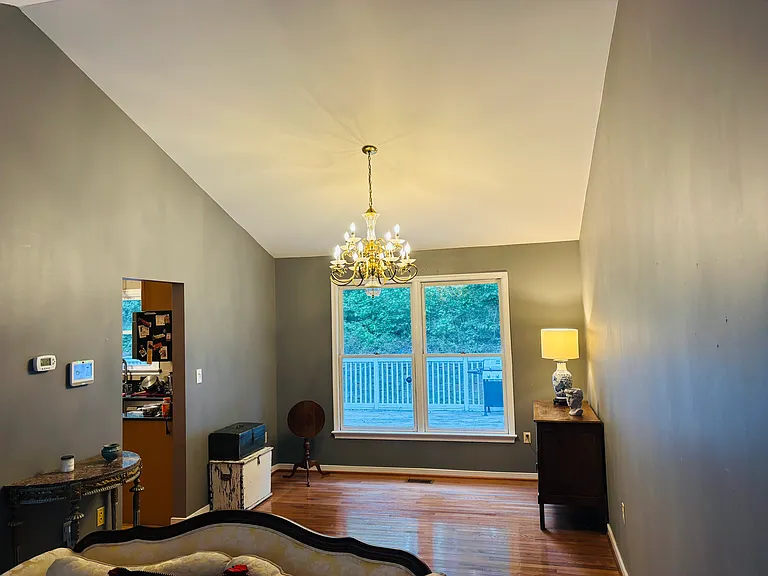 114 Boscobel Rd — Photo 4