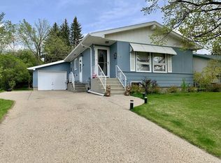602 10th Ave NW, Mandan, ND 58554