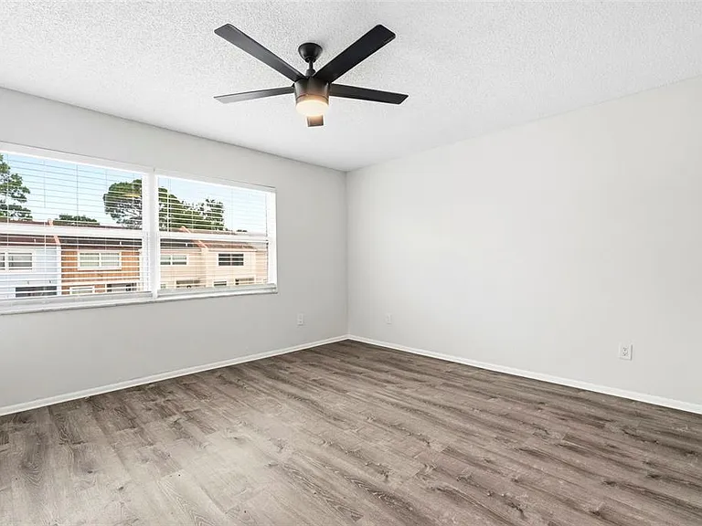 2871 S Pines Dr #31 — Photo 12