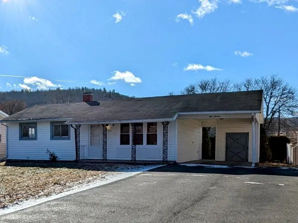 420 Hillview Dr, Elmira, NY 14904