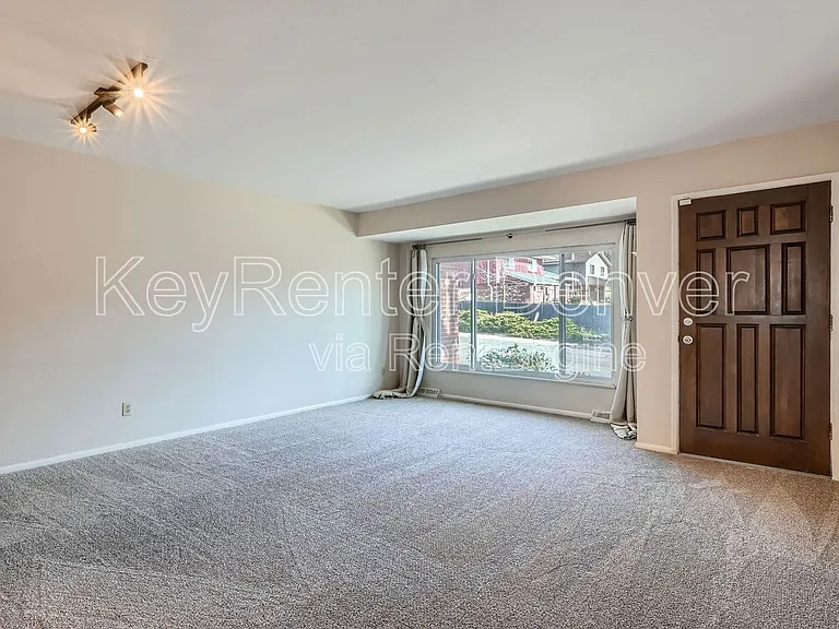 7603 E Bates Dr — Photo 3