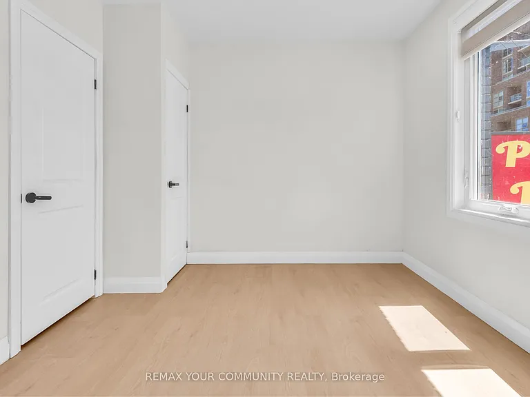 1822 Saint Clair Ave W #B — Photo 7