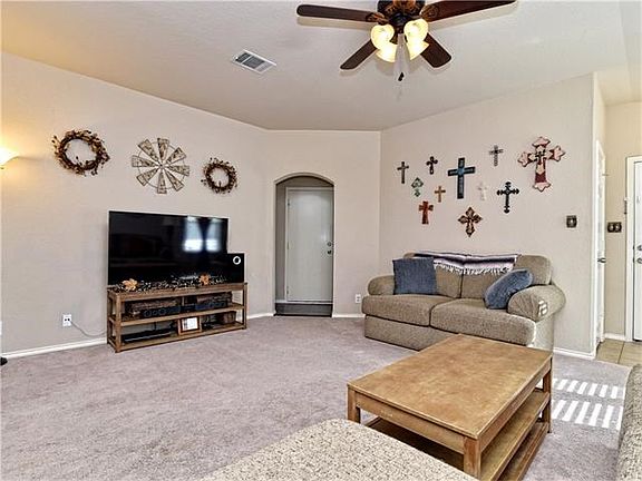 3rd image of 2120 Dorman Dr