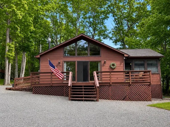 118 Stonehenge Rd, Milford, PA 18337