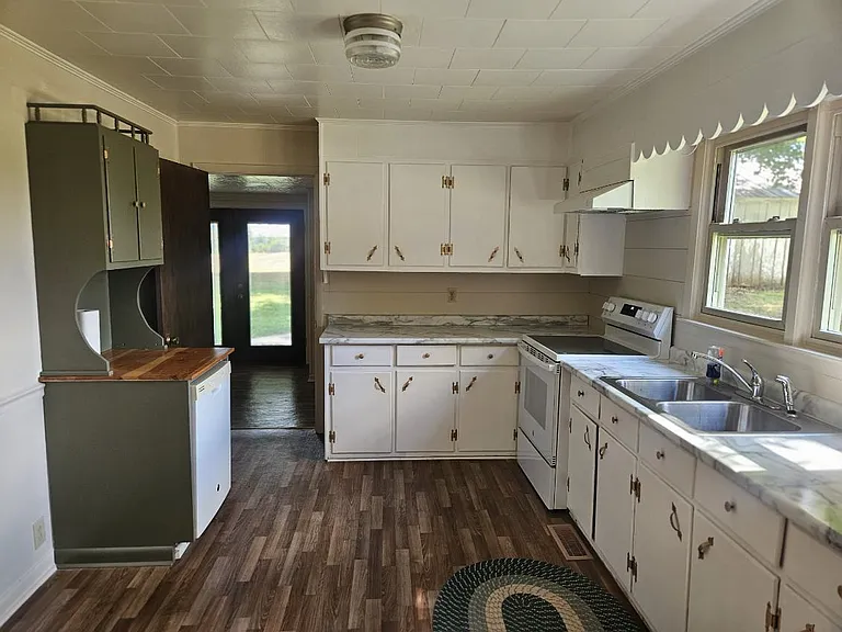 1699 Hooper Hollow Rd — Photo 15