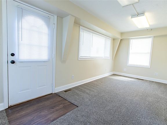 4th image of 730 29th St